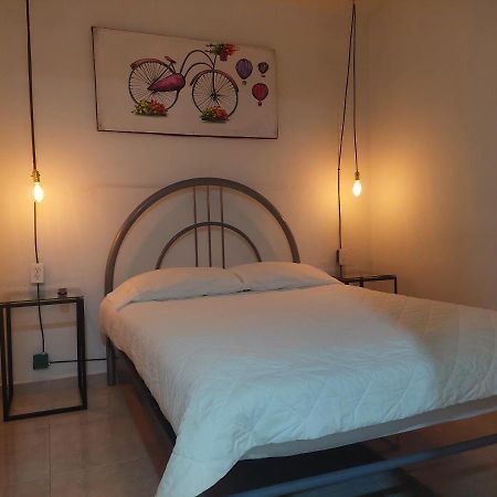 H5 - Habitacion Privada A 200 Mt Del Aepto Int. T1 Cdmx メキシコシティ エクステリア 写真