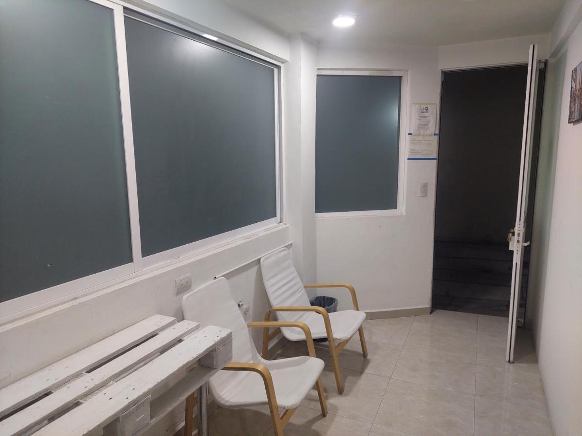 H5 - Habitacion Privada A 200 Mt Del Aepto Int. T1 Cdmx メキシコシティ エクステリア 写真